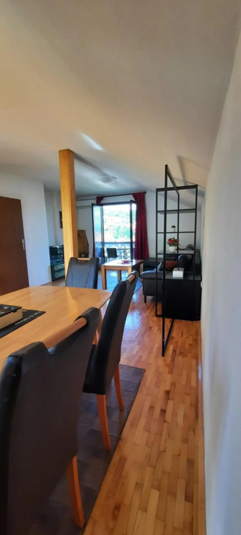 Honey Apartments