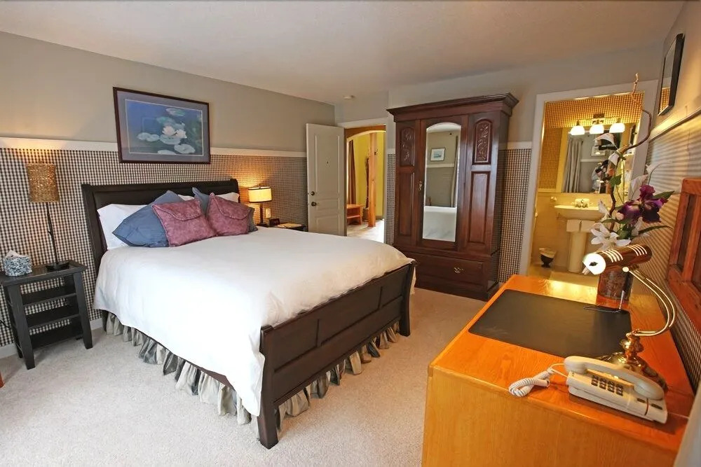Buffaloberry Bed & Breakfast