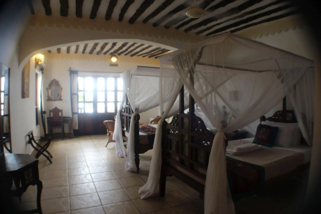 Langi Langi Beach Bungalows