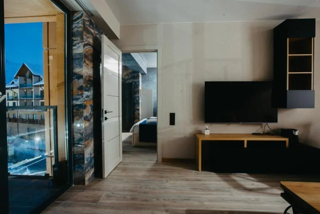 Evdo Apartments F4 Family Suite