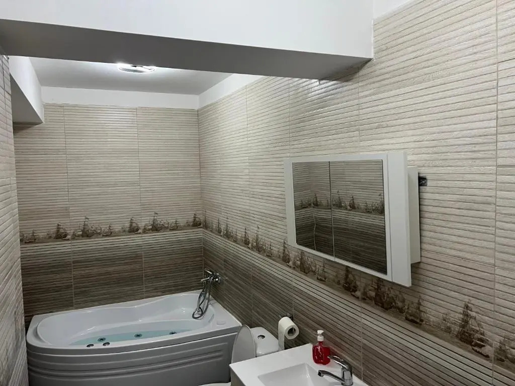 Lovely flat with bathtub 5 mins from center