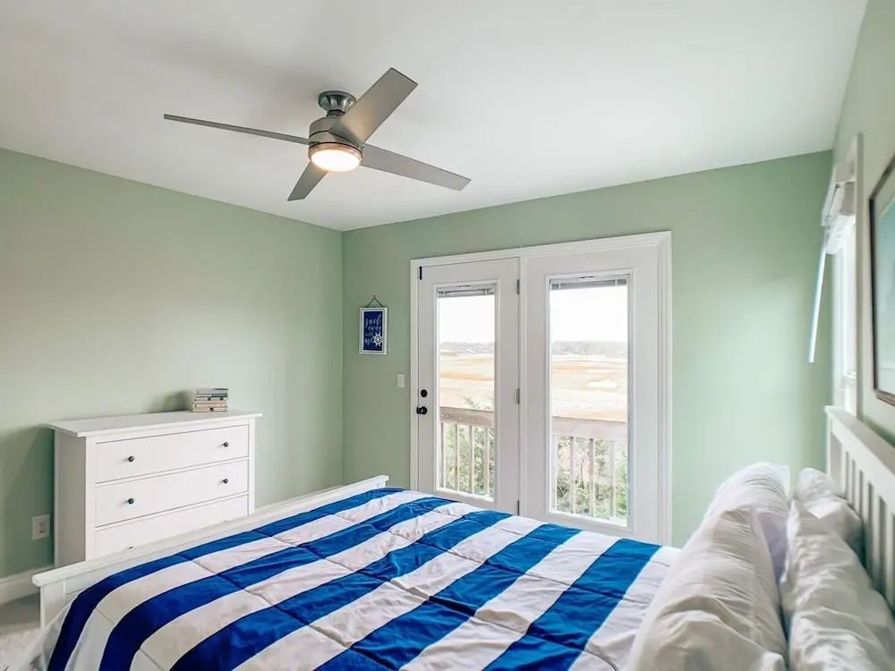 A Beach To Remember 4 Bedroom Home by RedAwning