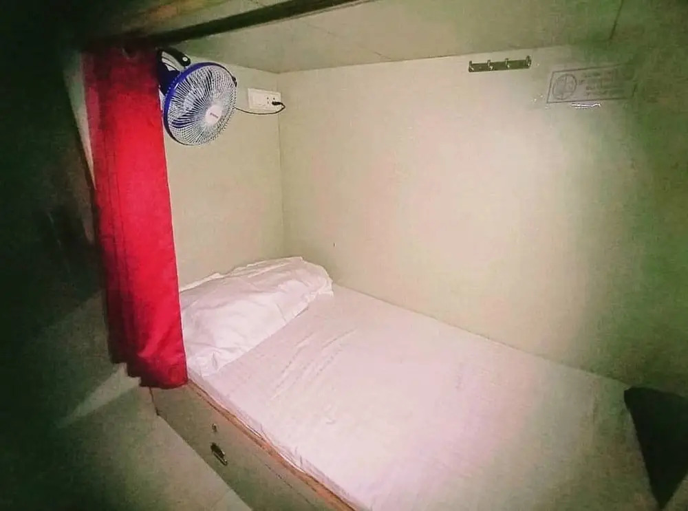 Homestay at Kashmiri Gate Metro & Old Delhi Railway Station
