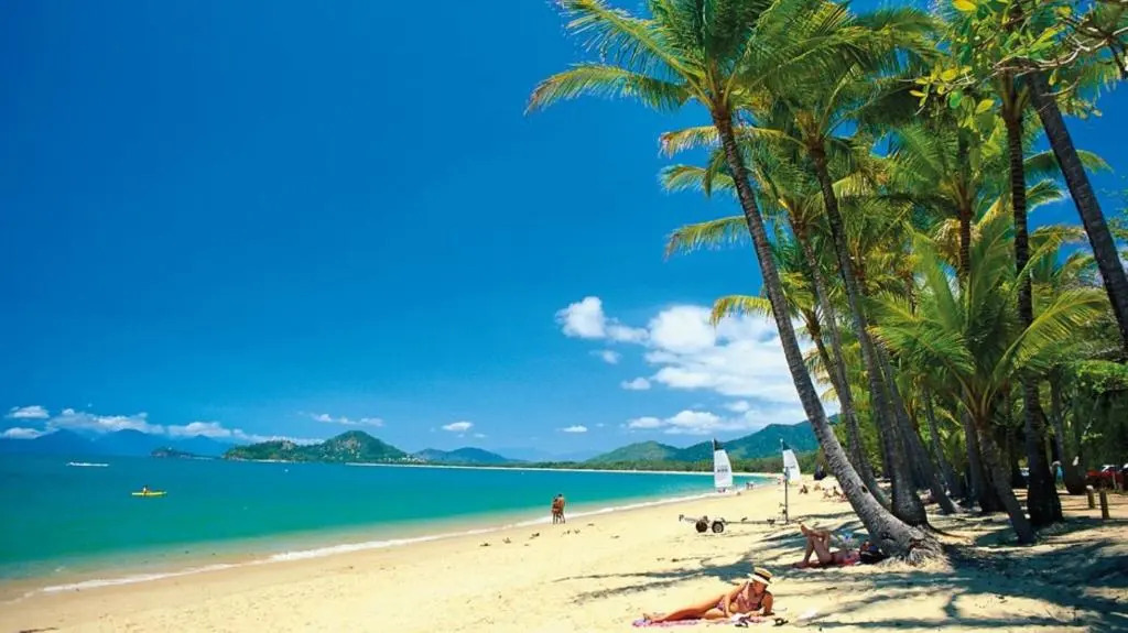Tranquility Chill at Palm Cove