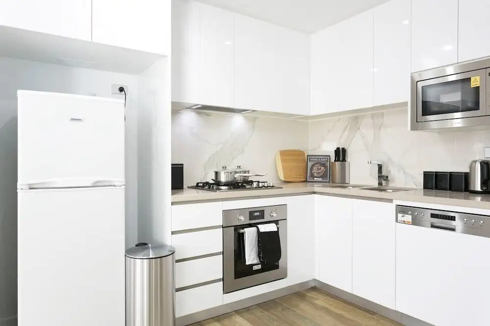 Chic CBD Pad + Pool + Gym + Sauna + Parking
