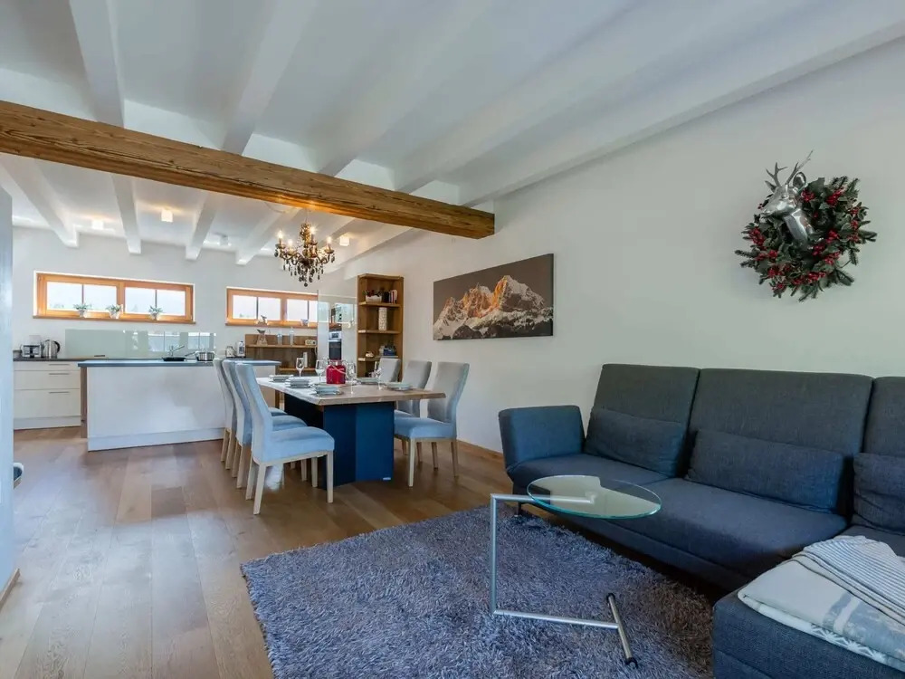 Apartment with Sauna and Ski In Out