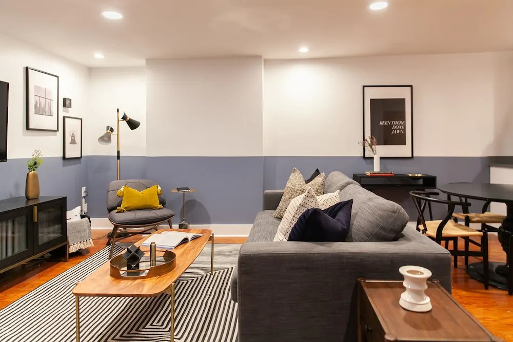 Domio I Rittenhouse Square I Historic 2br/2ba Apt