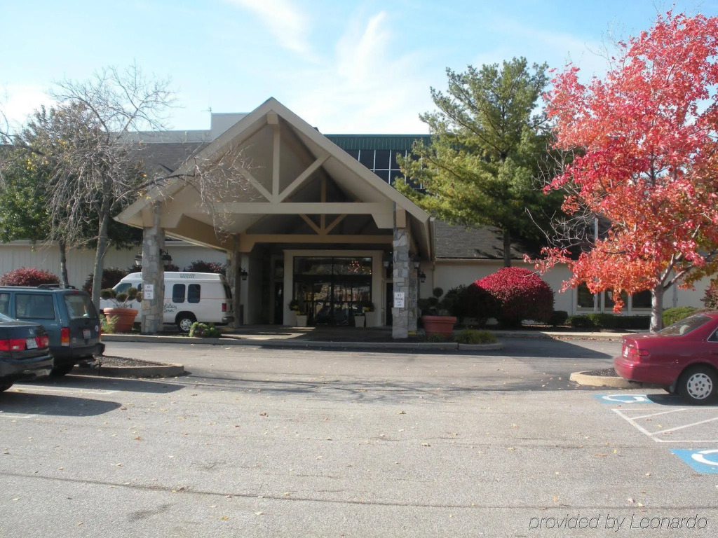 Отель Wyndham Garden Westlake