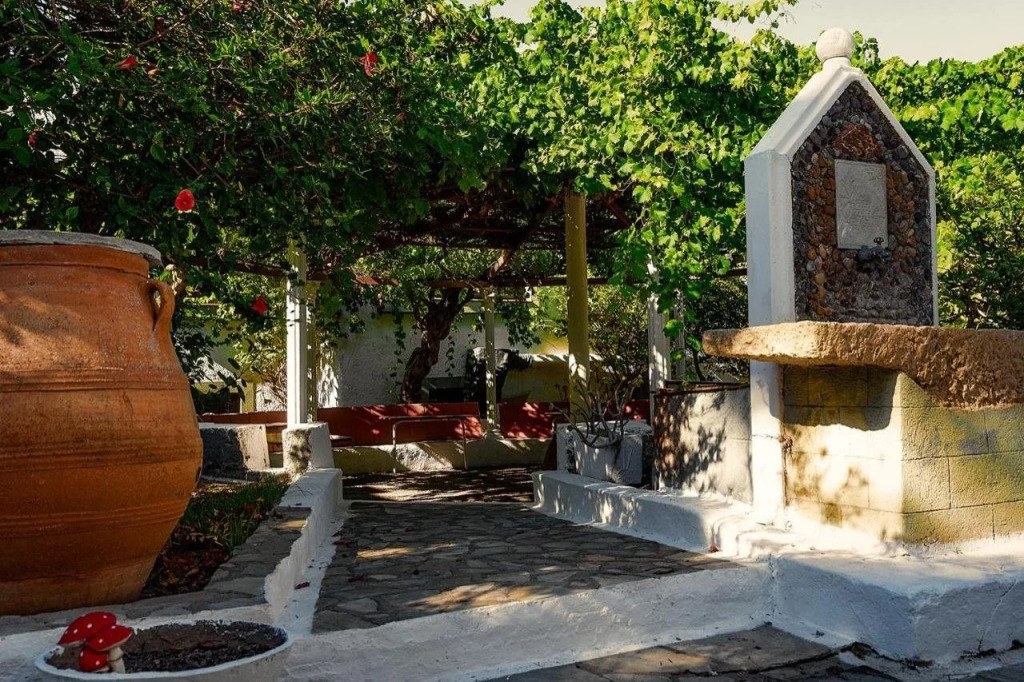 Anamar Patmos