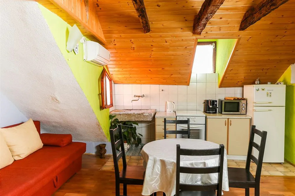 Apartments Nives