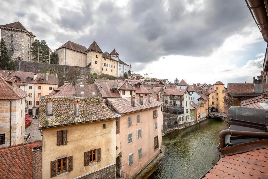 Le Toit du Palais de l'Isle - Studio with stunning views