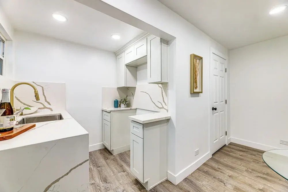 Extended Stay in LA! Cozy Home 3 Mi to Downtown