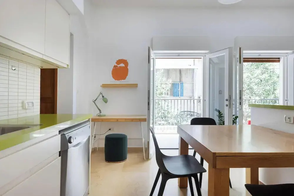Diz 3 By TLV2rent