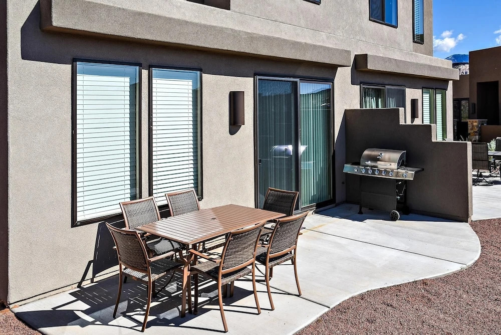 High Desert Hideaway