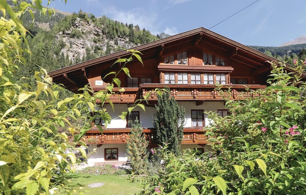 Beautiful Apartment in St. Leonhard With 1 Bedrooms and Wifi