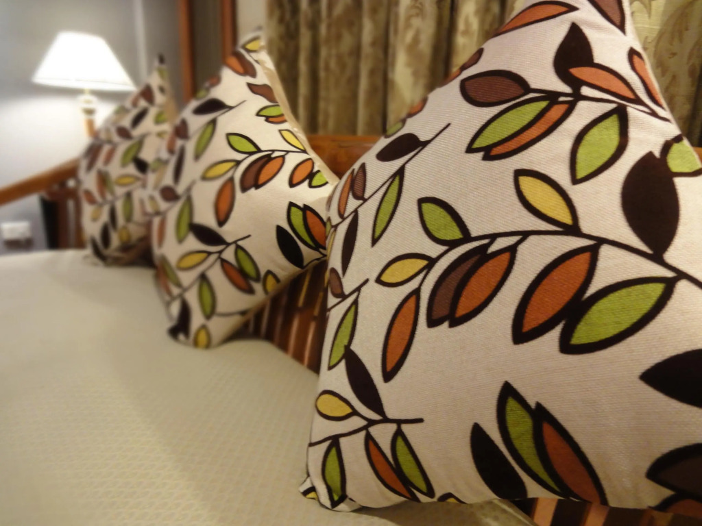 Songphanburi Hotel
