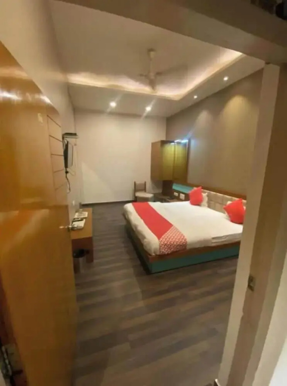 Hotel Raghupati - Ayodhya