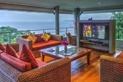 Villa Emerald