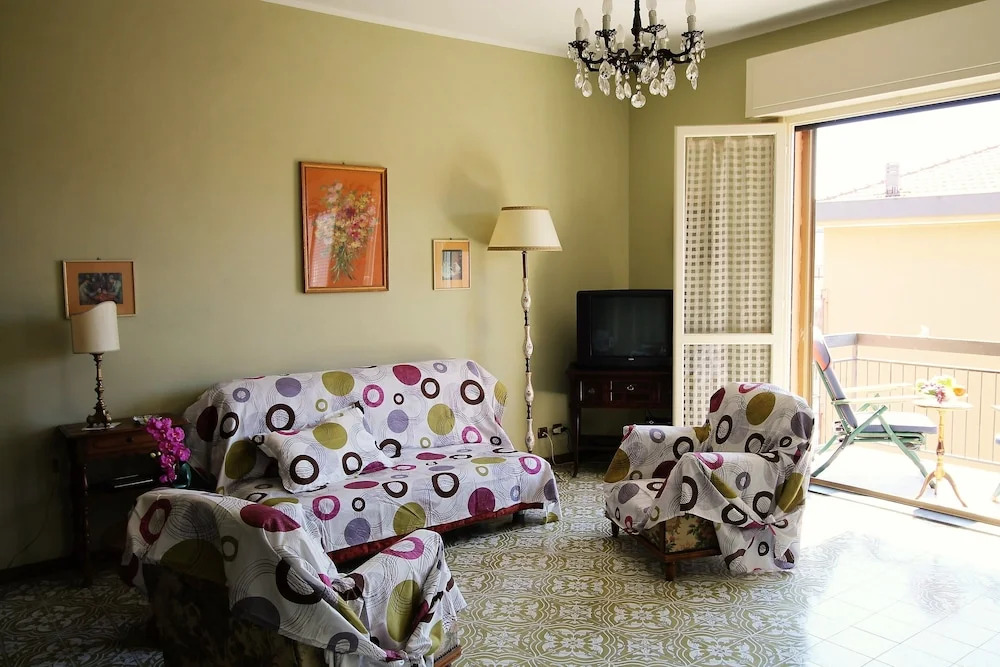 House Adelin