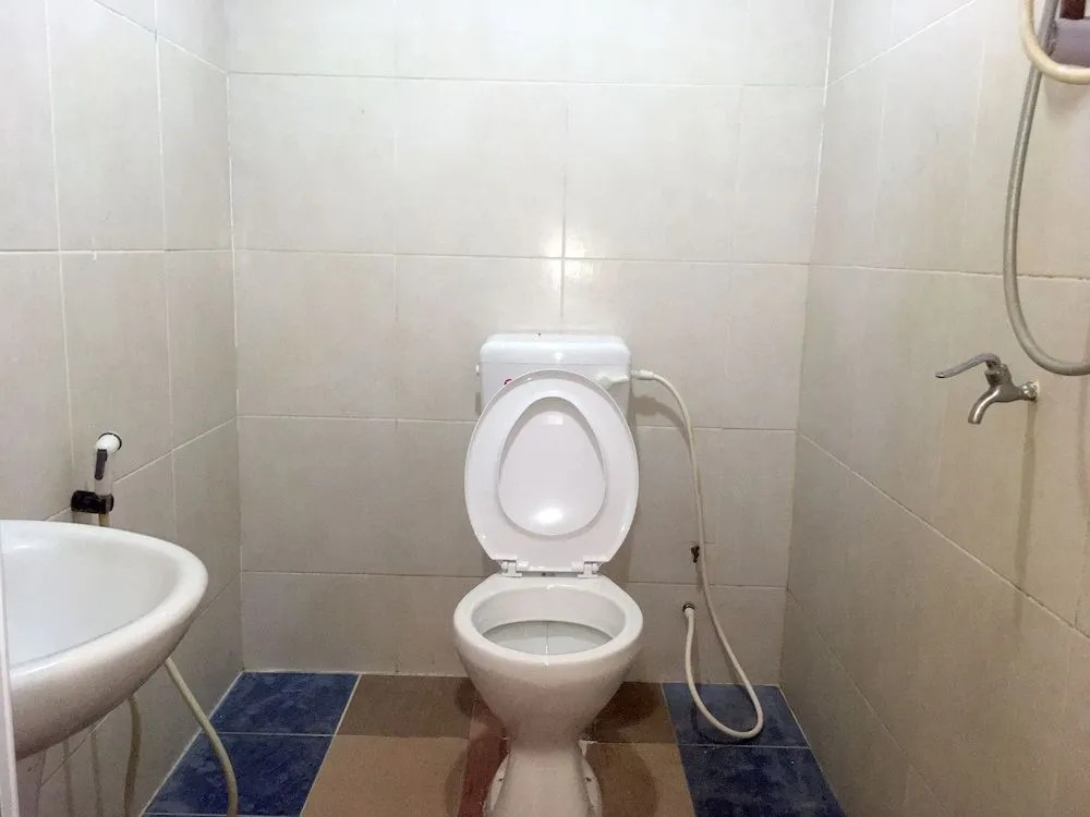 OYO 89589 Naiim Hotel