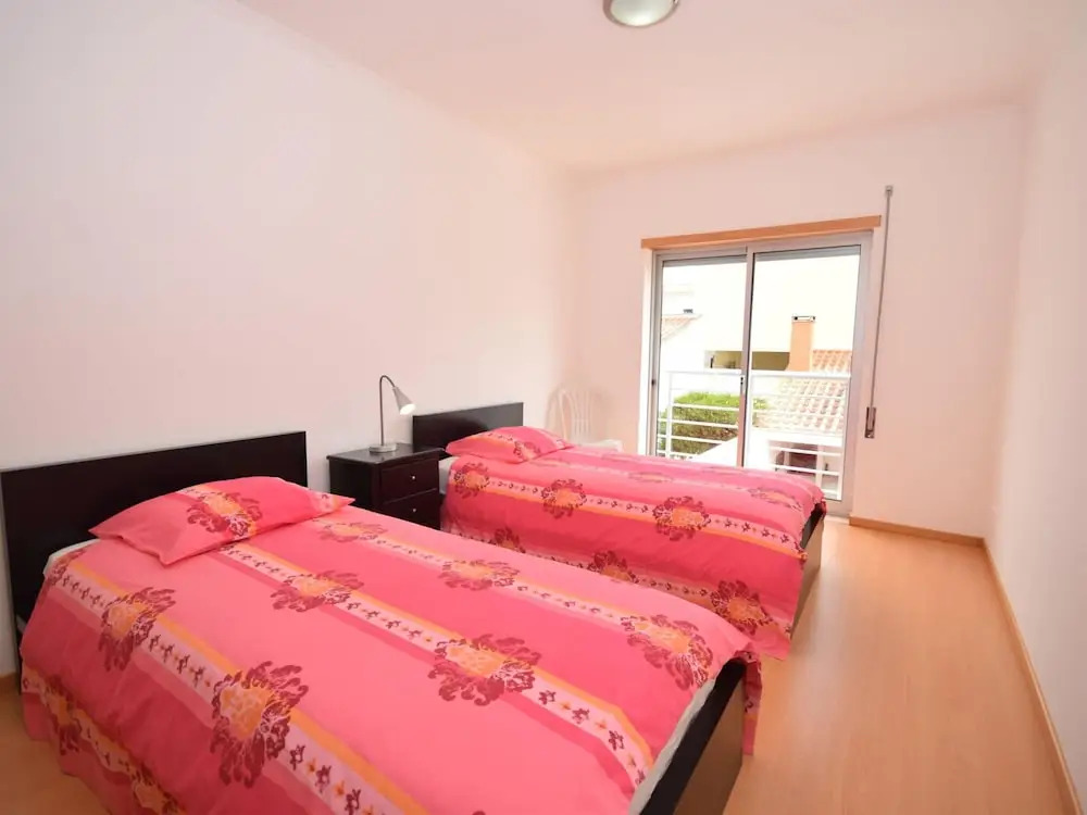 Modern Villa in Sao Martinho do Porto With Swimming Pool
