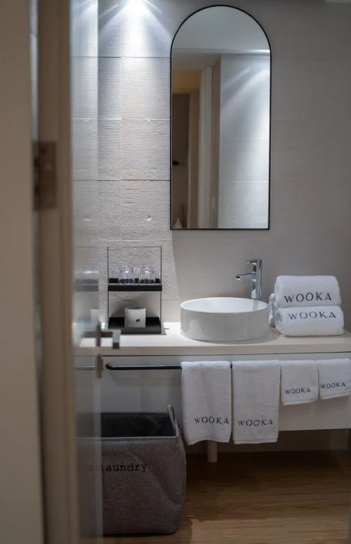 W O O K A Hotel