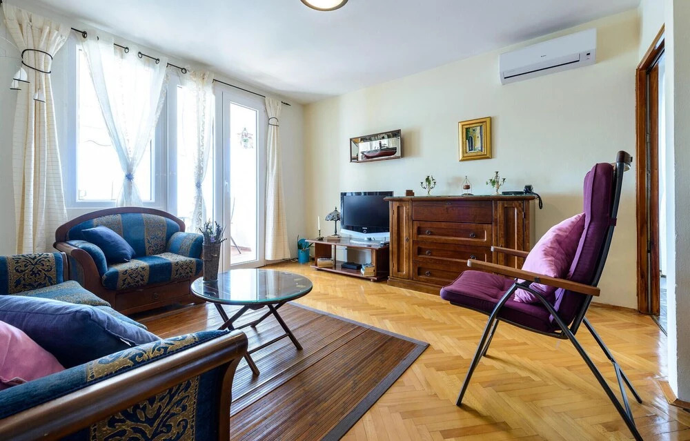Amazing Apartment in Dubrovnik With Wifi and 2 Bedrooms