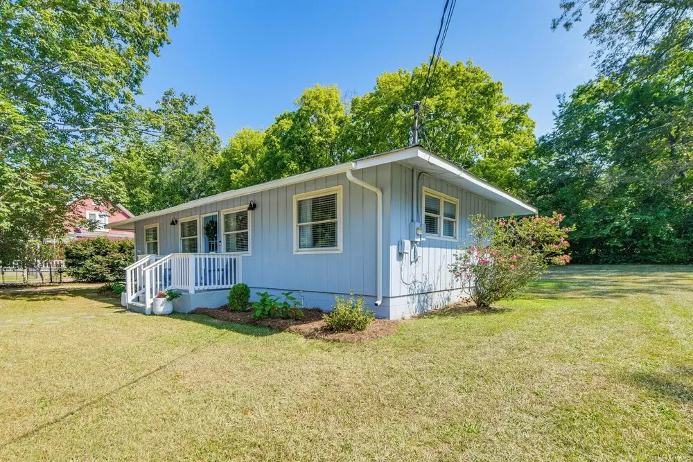 Walk to Dtwn Pine Mountain! Quiet Cottage w/ Yard
