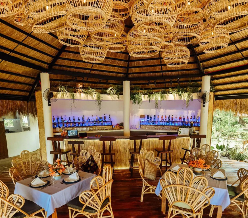 Las Cabanas Beach Resort