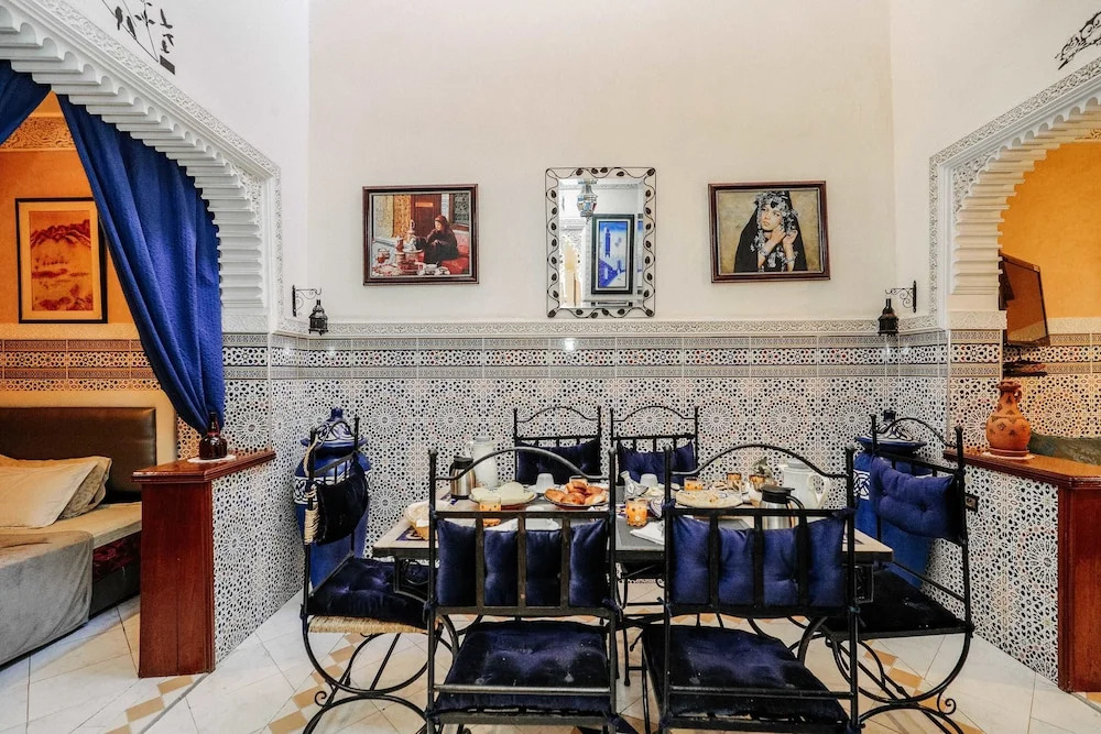 Riad For S