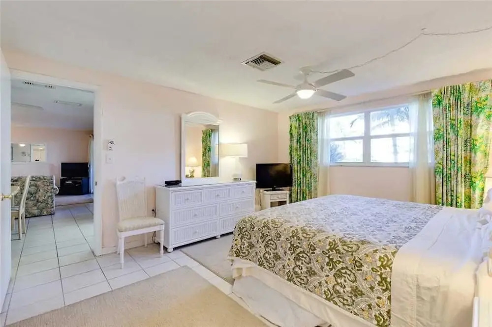 Bonita Beach 154E - One Bedroom Condo