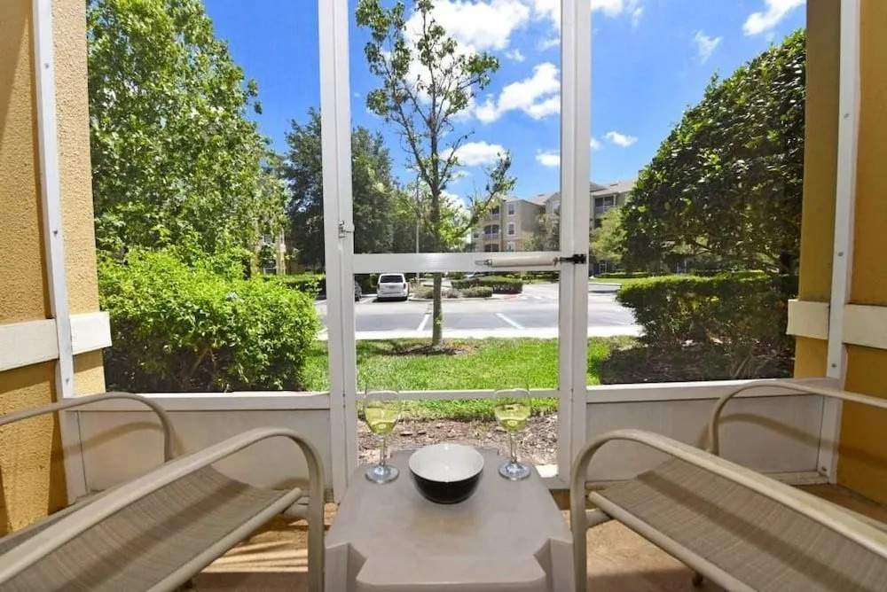 7664 The Windsor House 3 Bedroom by Florida Star