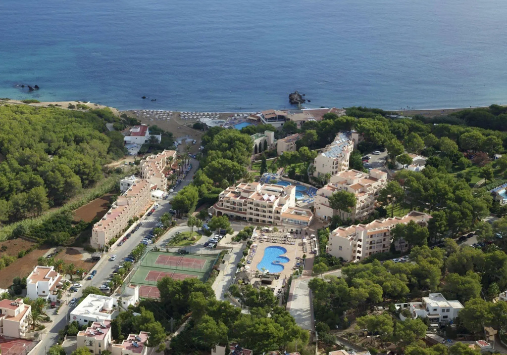 Invisa Hotel Club Cala Blanca