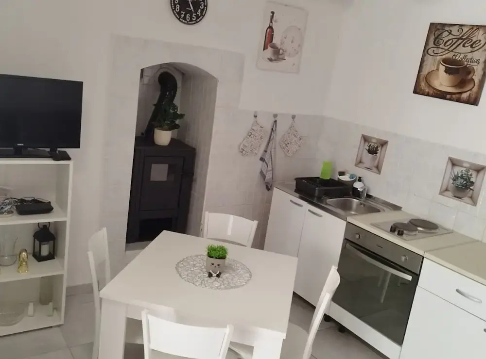 Apartment Leo Povile