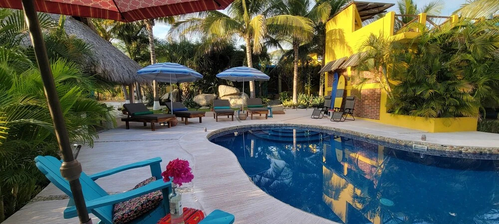 OCEAN OASIS HOTEL - adult only, four casitas boutique resort