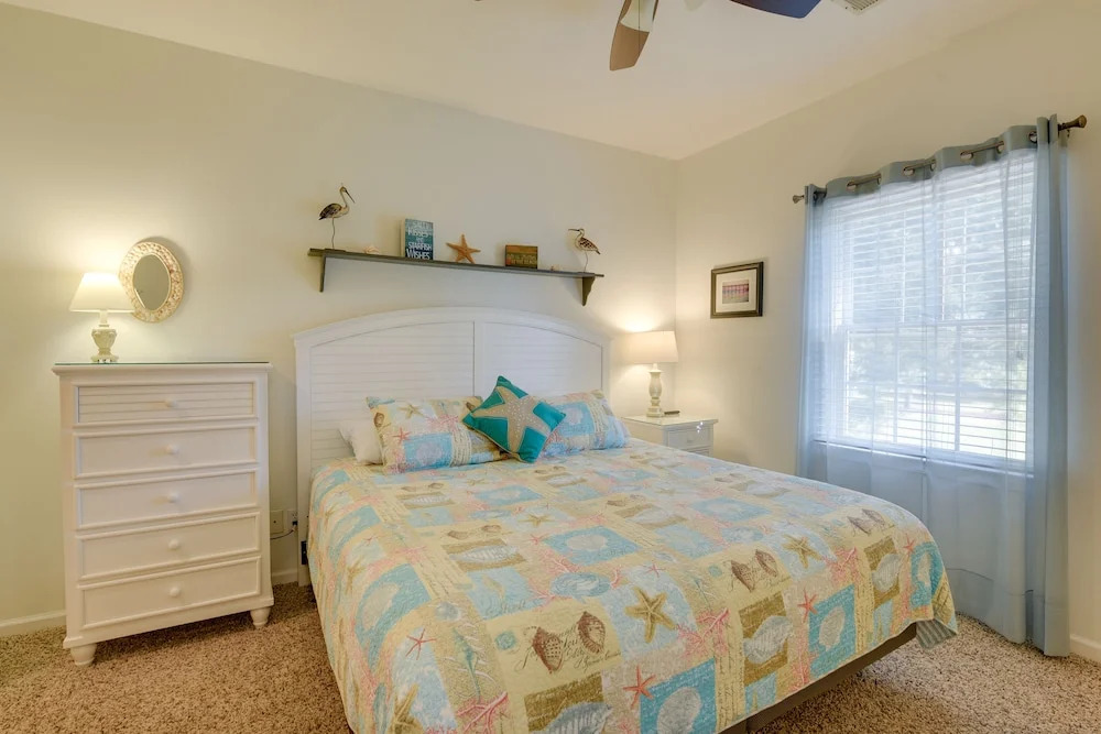 Coastal Sunset Beach Condo w/ Private Balcony!