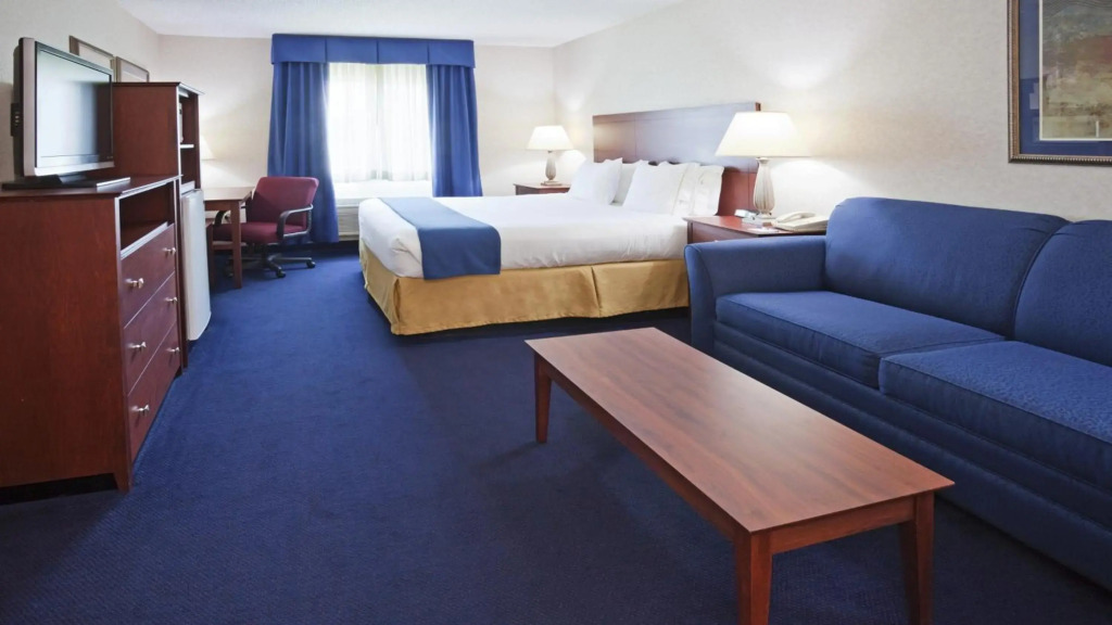 Holiday Inn Express Deforest Madison Area by IHG