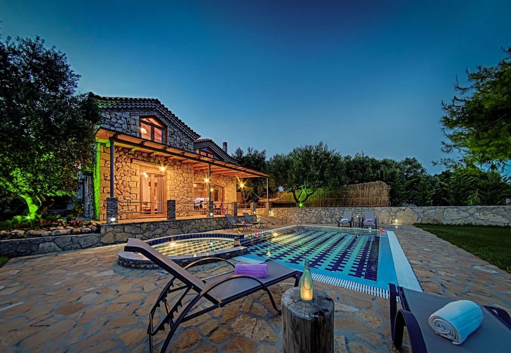 Tireda Villas