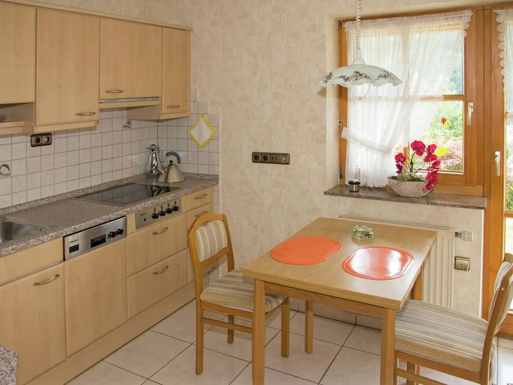 Cozy Apartment in Klosterreichenbach near Ski Area