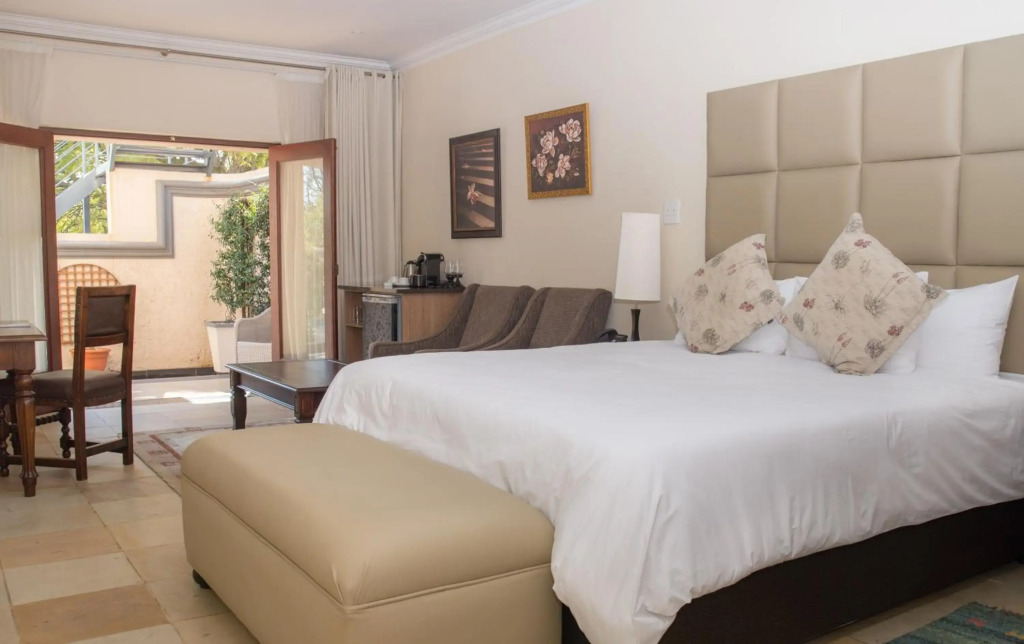 Inn and Out Plus Craighall