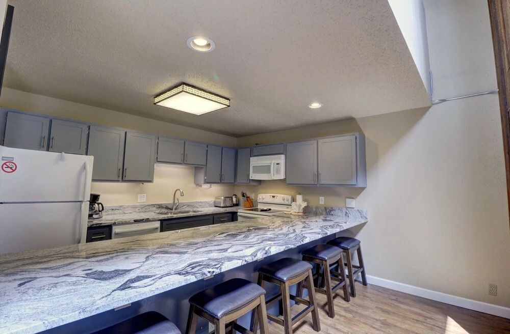 Sb206 Snowbridge 2br 2ba 2 Bedroom Condo by Redawning