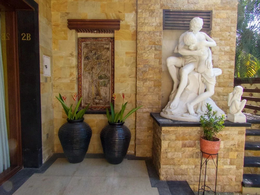 Dynasty Estate