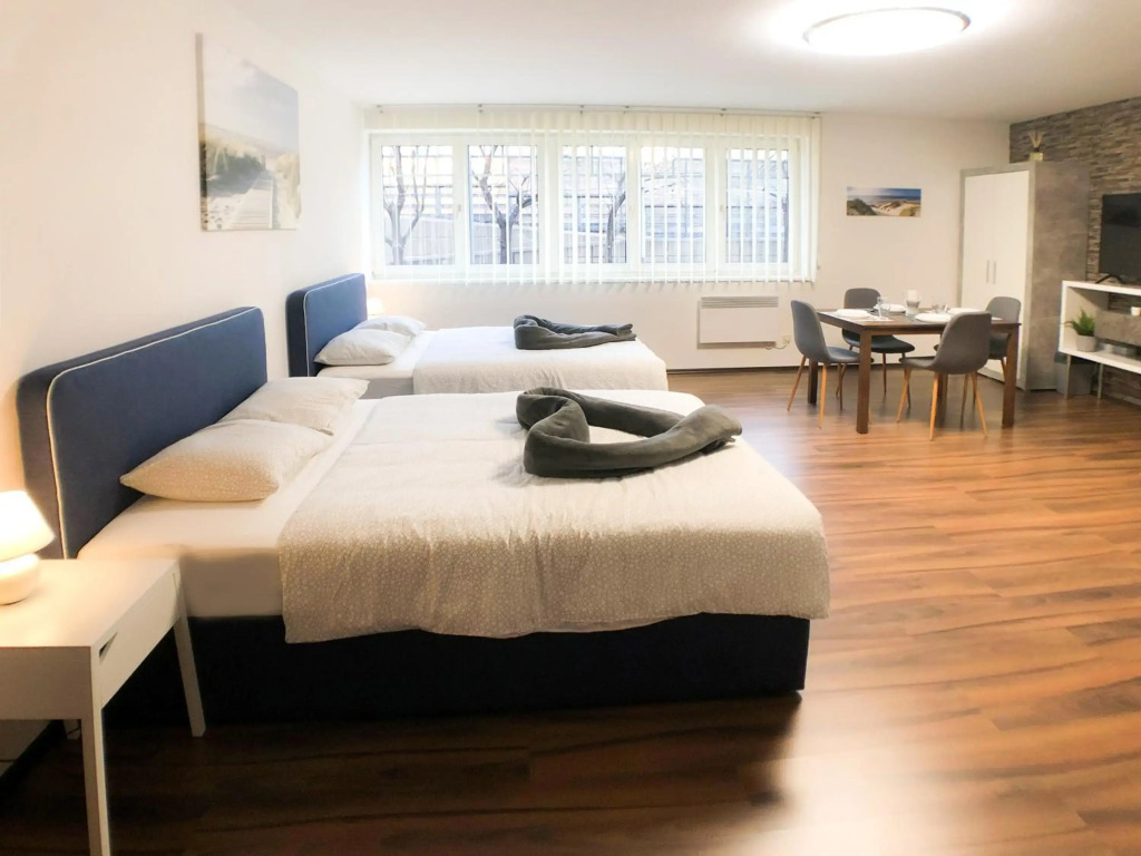 VIPs Apartments