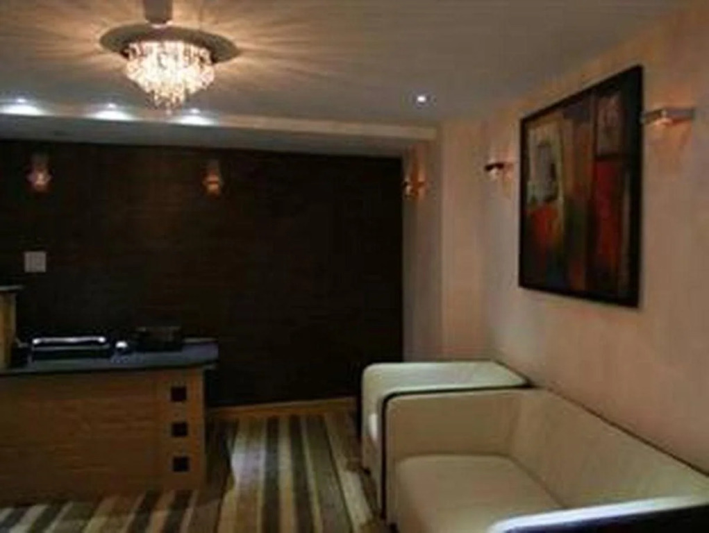 BayTree Hotel