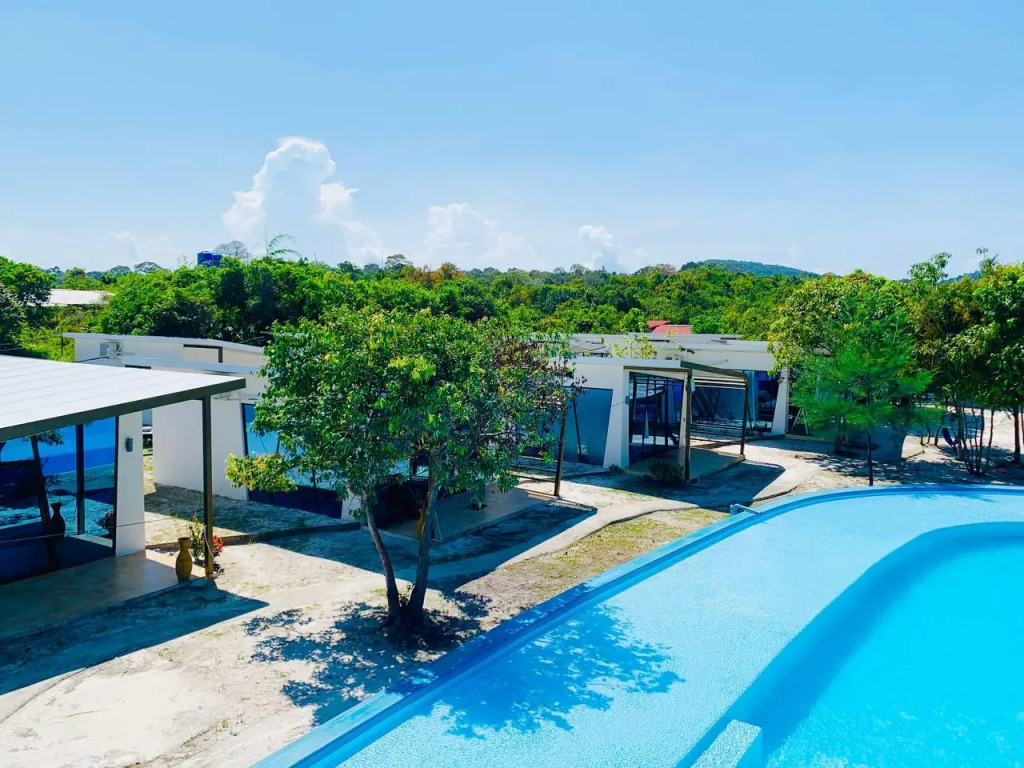 Home Stay Resort