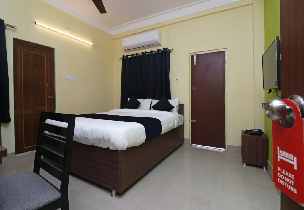 SilverKey Executive Stays 24890 Airport