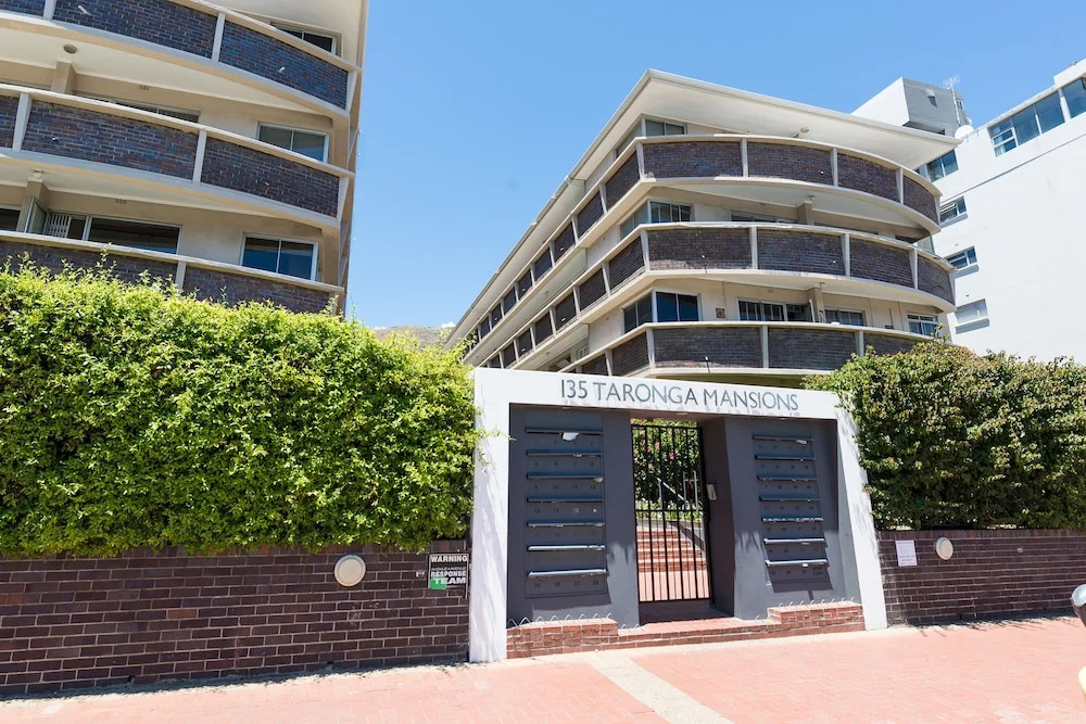 Taronga Mansions 21