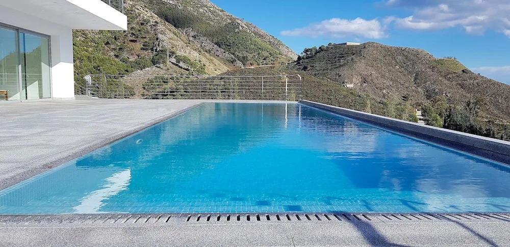 Waterfront Villa Las Golondrinas