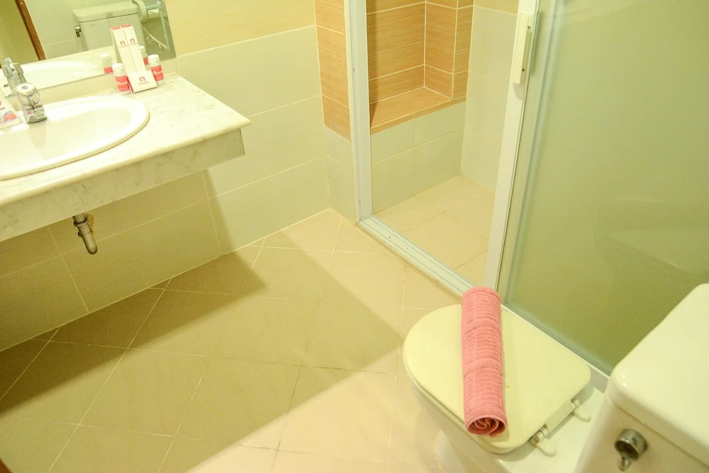 Exclusive 2 Bedrooms Ambassador By Travelio