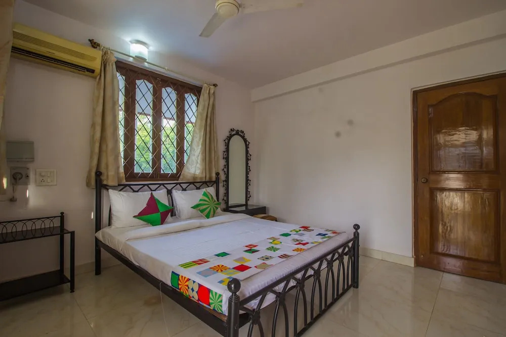 OYO 18662 Home 2BHK With Pool Fatrade Beach
